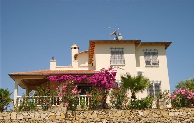 Turkish Riviera / Alanya Avsallar/ Villa for sale: 206m2 / 179,900 €