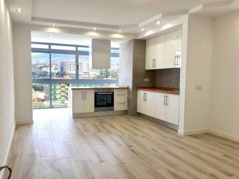 Tenerife North/ Puerto de la Cruz / renovated apartment for sale: 114 m2 / €249,900