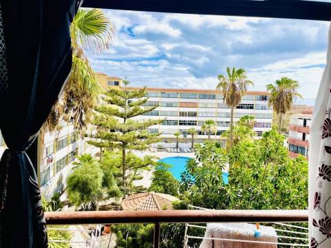 South Tenerife/ Costa del Silencio / apartment for sale: 58 m2 / €88,000