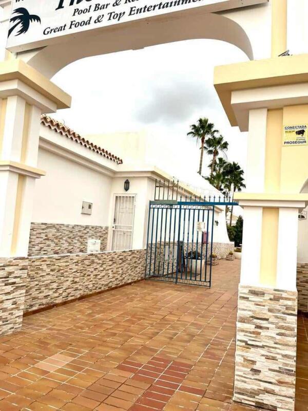 SOLD!Tenerife south/ Golf del Sur/ semi-detached house for sale: 103 m2 / €192,172