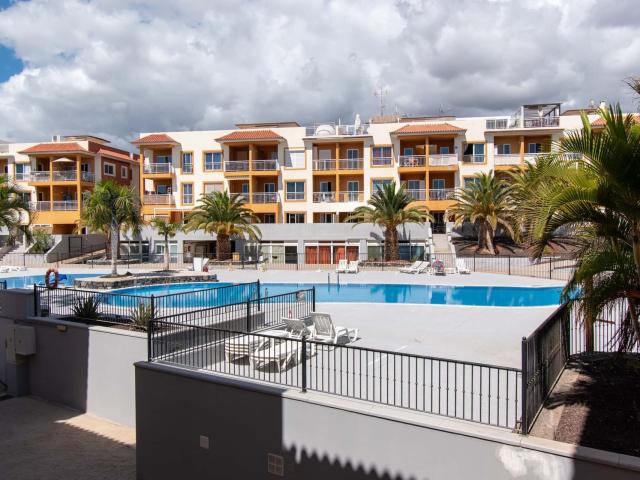 Tenerife south/Adeje apartment for sale: 62 m2 / €218,000